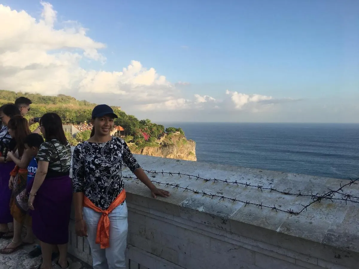 Arjuna Uluwatu Guest House Indonesia